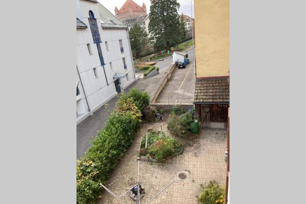 Parking & Appartement 2 Pieces Sans Traffic Lausanne Ngoại thất bức ảnh